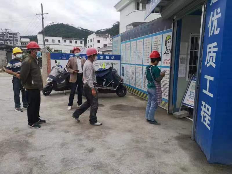 屯溪城建投公司多措并舉，筑牢建筑工地“防疫墻”