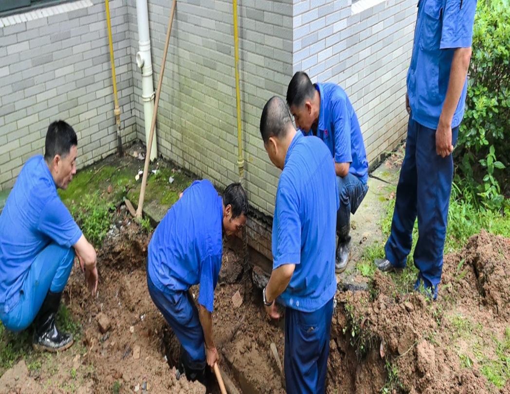 屯溪區(qū)國投集團：把初心和使命書寫在防汛救災(zāi)一線