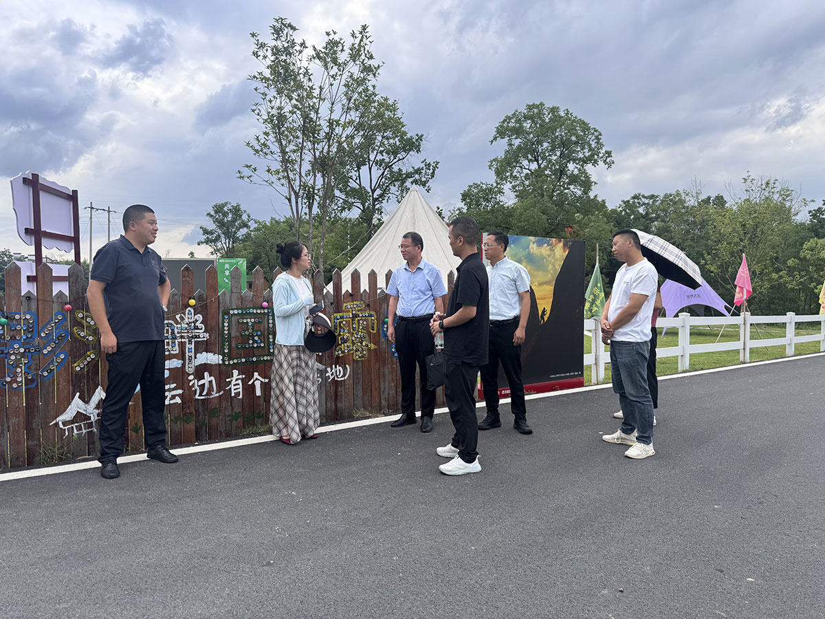 文化為魂，生態(tài)為基——傍霞村鄉(xiāng)村振興特色模式探討