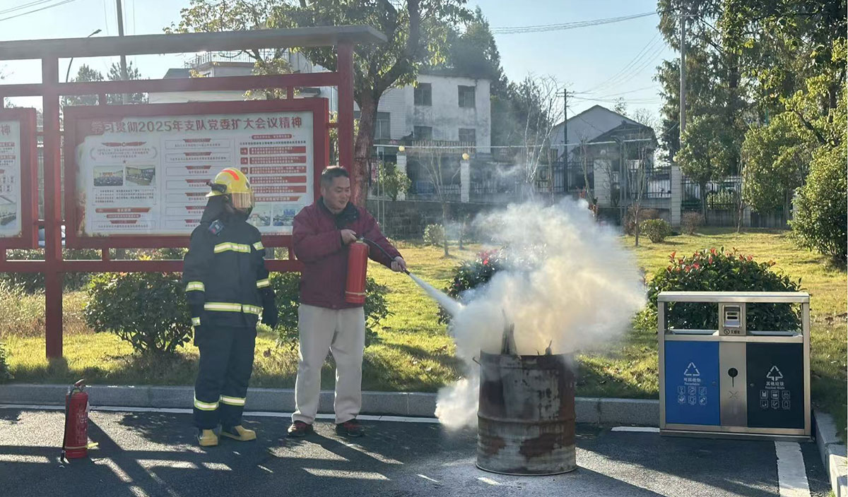 消防宣傳月丨理論＋實(shí)操！這場(chǎng)消防安全知識(shí)培訓(xùn)干貨滿滿